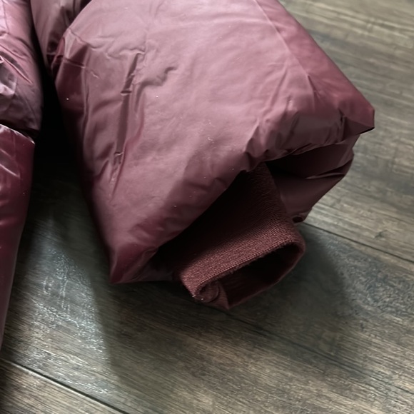 Banana Republic Down Puffer Coat - Burgundy - Lightweight - Oversized - Picture 10 of 10